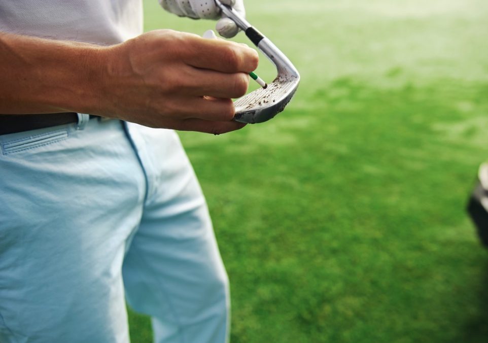 how to clean golf clubs