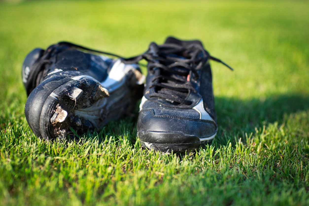 Baseball cleats