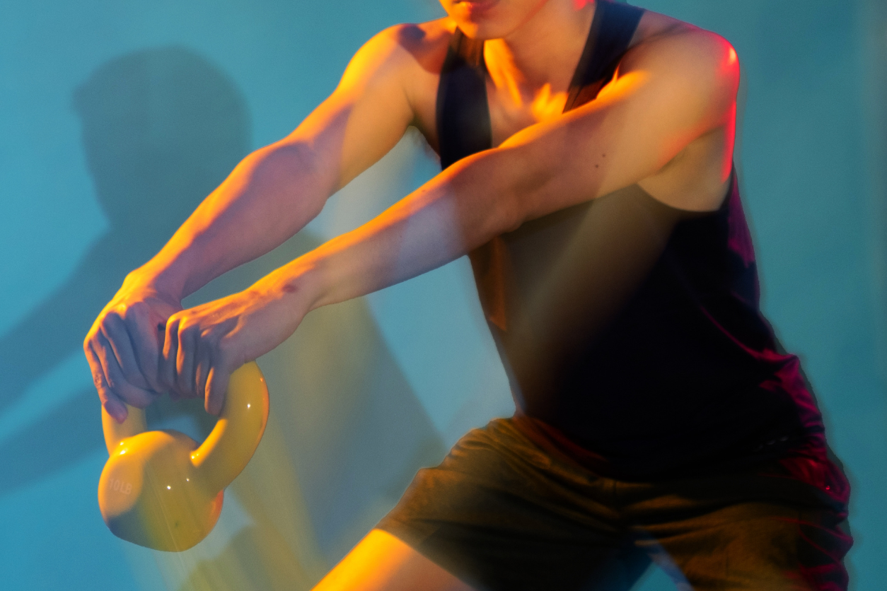Adjustable kettlebells